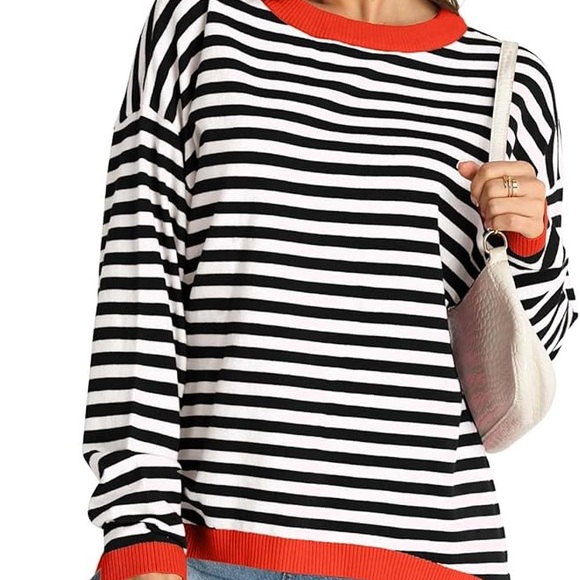 Wulful Tops - Wulful Striped Long Sleeve Tee with Red Highlights